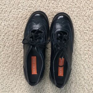 Lace up Oxford shoe